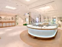 今年の2月に旗艦店としてオープンした銀座店。