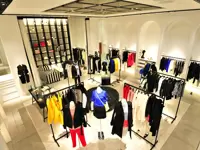 デザイナーの想いがこもったコレクションを、世界へ発信していくことが私たちの目標です。