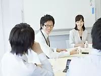 社員同士のコミュニケーションもバッチリ！わからないことがあれば、遠慮なく質問してくださいね。