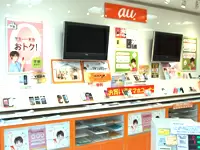 明るくきれいな店舗で、さわやかにお客様をお迎えしています。