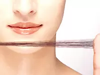 毛髪業界に新しい風を吹き込んだ「ヘアコンタクト」。