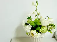 オフィスのどの部屋にもお花や緑を欠かしません！女性らしい優しさがオフィスを包みます。