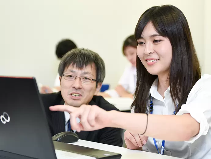 未経験からでもIT業界デビューできる研修・教育制度が充実しています！