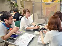 話しやすい環境が当社のウリ。経験の有無は関係ありません。アイデアがあればどんどん発信ください！
