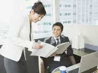 外国籍の社員にビザ更新や住まいの諸手続きを代行するなど、頼られる存在として活躍できます！