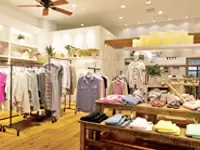 アイテムの8割が当社オリジナル。コンセプトに合ったインポート雑貨も展開していきます♪