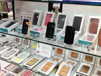 デパート販売の一角、都内のいろんな実店舗で当社の商品がみられます！