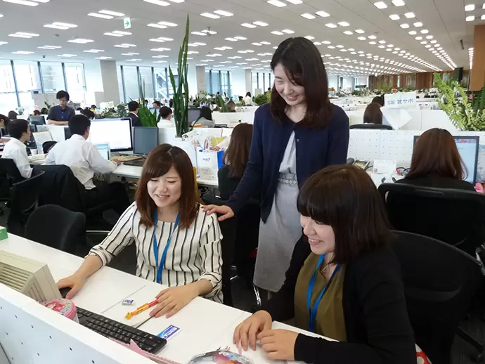 わからないことがあればなんでも聞いてください！先輩社員が丁寧に教えます。