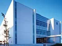 新しい顧客や市場を創造するようなオリジナリティのある研究開発力が当社の強みです。▲コーセー研究所