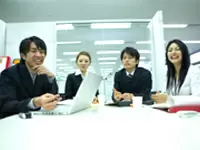 新しいキャンペーン情報の共有風景