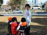 子どもたちはお散歩が大好き！子どもたちが「すくすく」「いきいき」成長できる保育環境です。