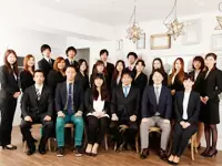 20代中心の活気溢れる雰囲気！半数以上が女性です。