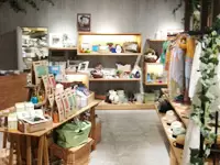 小説「The Secret Garden」の世界観をイメージした【to bloosom】の店内。
