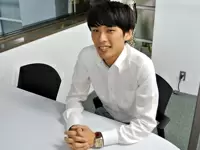 20～30代のスタッフが多いので、活気があります。堅苦しい空気はありませんよ。