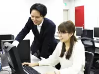 実務未経験や経験の浅い方でも、先輩が教えてくれるので安心です。