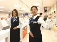 店内はリニューアルしたばかりでとてもキレイです！あなたも一度ご来店ください！