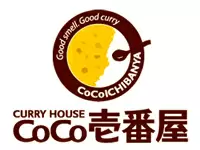国内外の総店舗数は、いまや1300店舗！たくさんの街にこのロゴが掲げられています