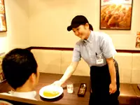 飲食サービスや接客経験がない方でも丁寧な指導、研修があるので安心してご応募ください