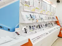 当社は全キャリアの商品を扱っているので、キャリアに関係なく社割で購入可♪