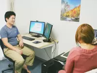 仕事中のコミュニケーションもしっかり取っています。分からないことがあれば気軽に質問して下さい！