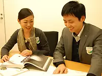 普段から仲が良く、現場でも抜群のチームワークで仕事に取り組んでいます