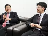 コミュニケーションの機会が多く、笑顔が溢れる社内。そんなフラットな社風が魅力です！