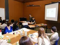 勉強会で、しっかりと商品知識を身に付けることができます。