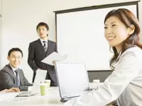 社内はフラット。ポジションに関係なく、どんどん意見を発信できる雰囲気です