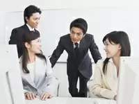 中途入社の方が多いため、部署や役職に関係なく、コミュニケーションが活発な職場環境です。
