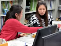 一人に業務が偏らないように、協力し合っています！（営業事務）