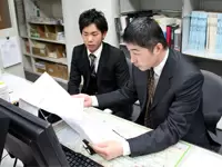 基礎はしっかり教えます。その後は自分のスタイルを築いていってくださいね！（営業）