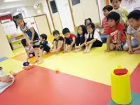 プロの講師によるゴルフアカデミーも開催。子どもの長所を伸ばします！