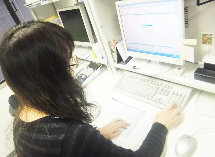 わからないことは優しい先輩にすぐ相談出来る環境です！