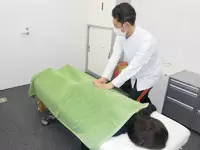 正社員になれば、希望により月に1回、プロのマッサージ師による出張マッサージを受けられます☆