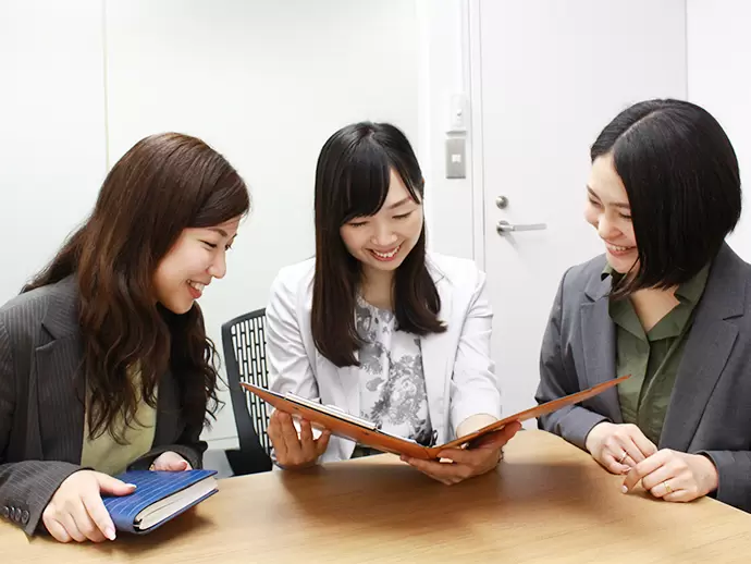 20代～30代の若いメンバーが活躍中！同年代の仲間と成長できる環境です♪