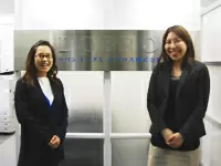 私達が本社のスタッフです。一緒に社員が働きやすい環境を支えていきましょう！