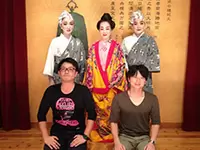 2013年10月に行われた沖縄社員旅行の一コマ。