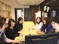 制作物のフィードバックや勉強会も行っています。