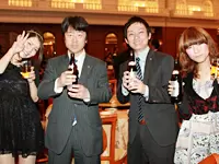 年2回、約200名の全社員が集まります！