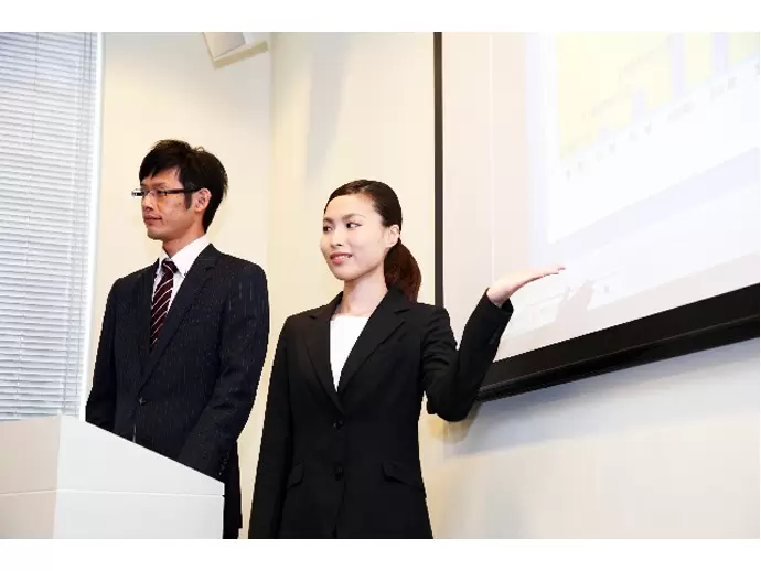 会社説明会で採用担当として応募者に当社をPRすることも♪