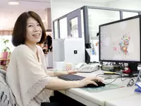 デスク周りは、しっかりとスペースを取っており、ゆとりを持って仕事に取り組めます♪