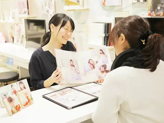 全体の9割が女性社員。女性が活躍できる環境はバッチリ完備しています！