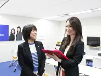 女性同士仲が良いのが自慢！仕事帰りに女子会を開くなど、コミュニケーションはバツグンです！