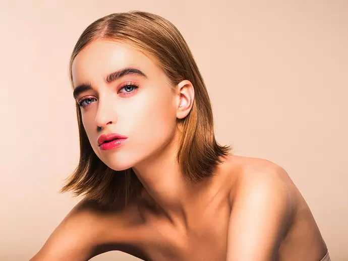ハリウッド女優を美しく見せる成分・技法を一人でも多くの女性に伝授しましょう。