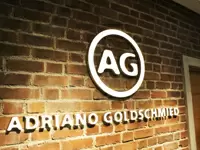 国内外のセレブや著名人から愛されている、アメリカンデニムブランド『AG』を展開。