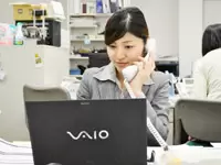 社外の方からのお問い合わせ対応も仕事の一つです。