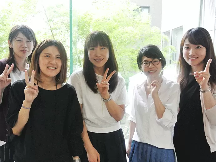 女性スタッフも多く在籍し、みんな仲が良いのが特徴です♪