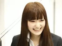 先輩からのメッセージ「一生に一度のブライダル。お客様の笑顔が私たちの喜びにつながります。」