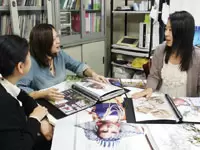 女性社員が活躍！質問などもしやすい環境ですので、ご安心ください。