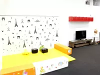 家族連れのお客様が多いため、店内にキッズスペースを作り、お子さまにも配慮しています。
